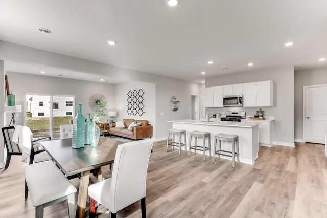 $445,000 | 939 Redfield Circle, Delano, MN 55328