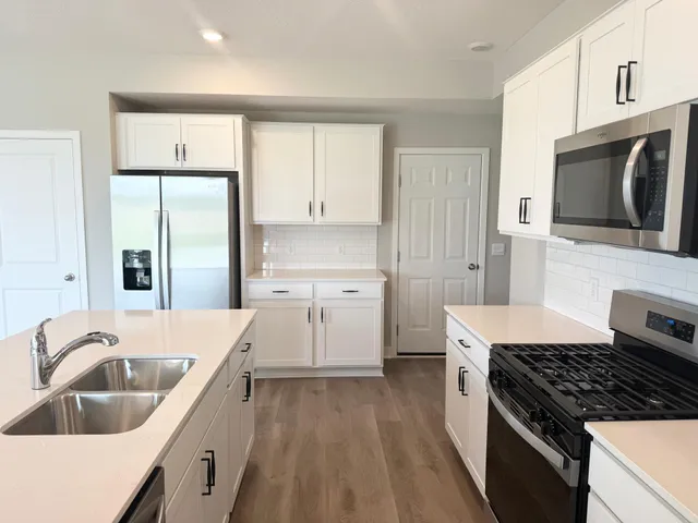 $445,000 | 939 Redfield Circle, Delano, MN 55328