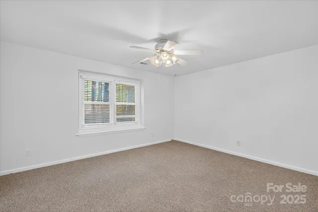 $474,999 | 10917 Blue Heron Drive, Charlotte, NC 28226