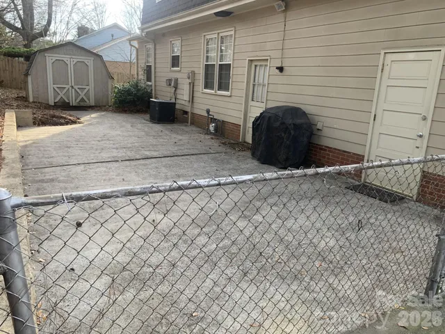 $429,599 | 10917 Blue Heron Drive, Charlotte, NC 28226