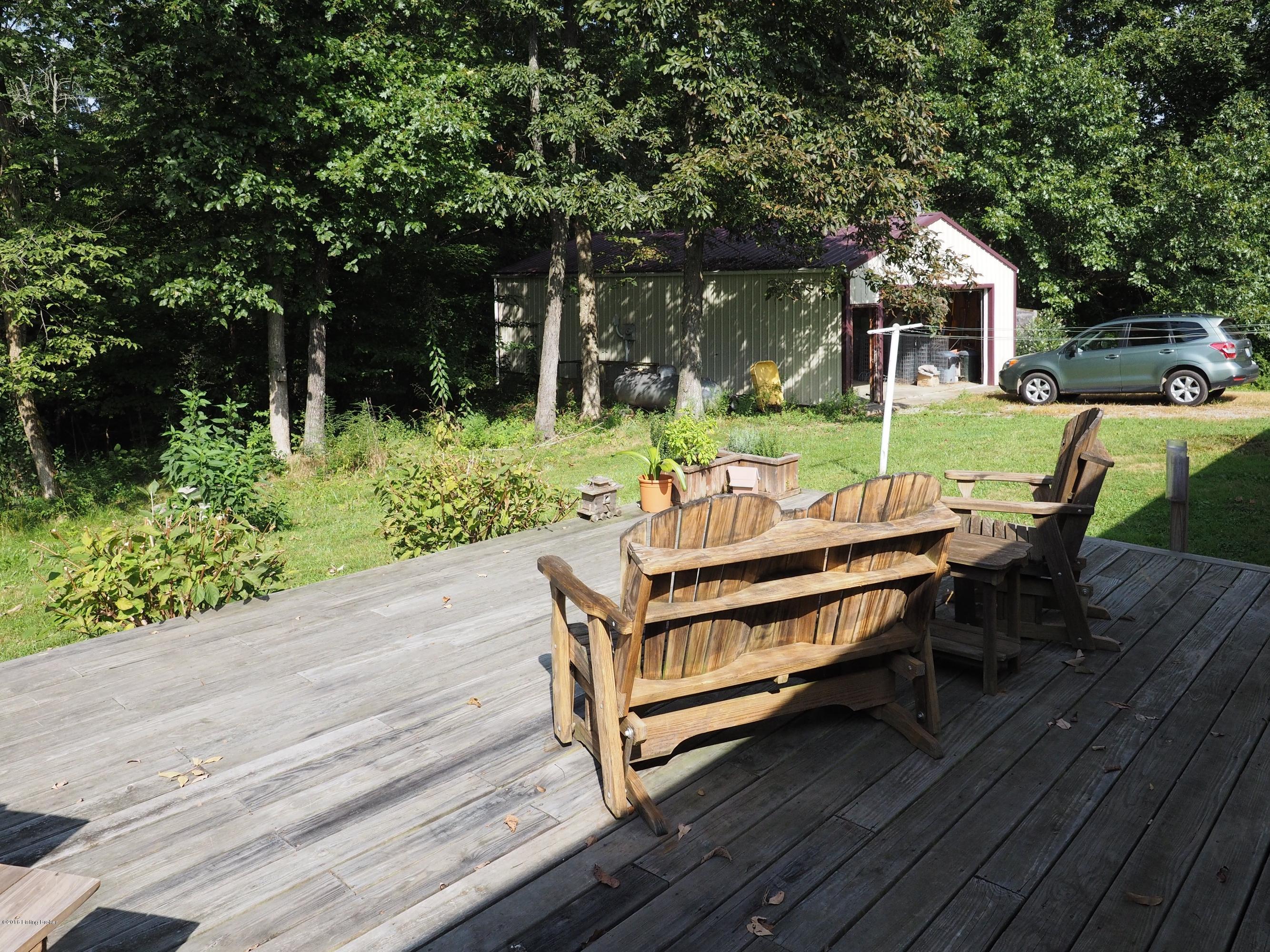 764 Drake Ridge Road Bloomfield, KY 40008 - Photo 20 of 26 Deck to garage