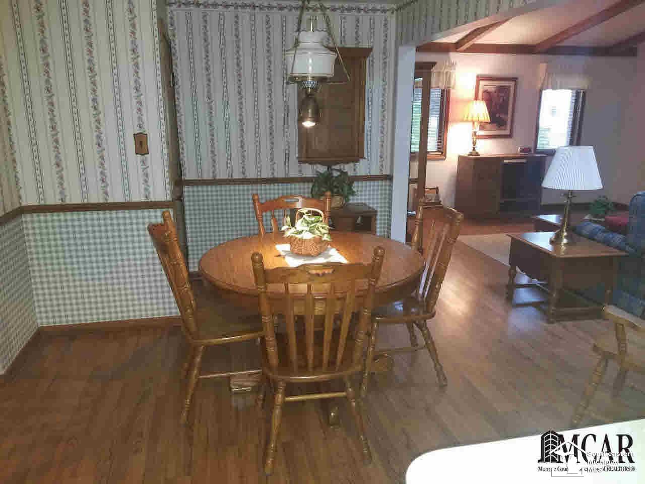 2360 Blue Bush Road Monroe, MI 48162 - Photo 6 of 24 21365026-5.JPG