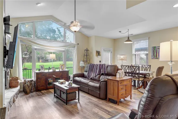 $279,000 | 42 Cottage Park West, Unit 36, Camdenton, MO 65020