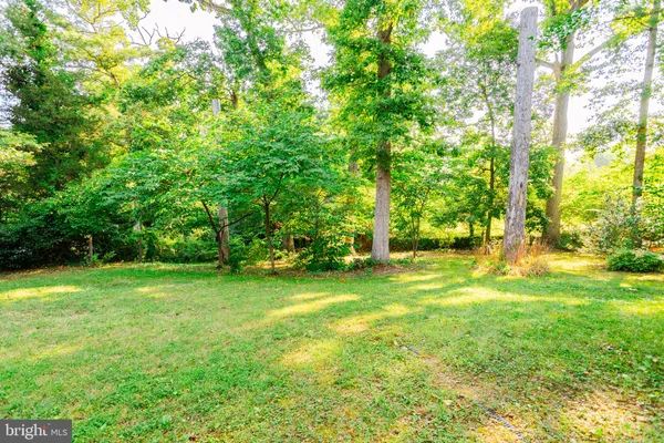 $3,850 | 8901 Beauchamp Drive, Alexandria, VA 22309