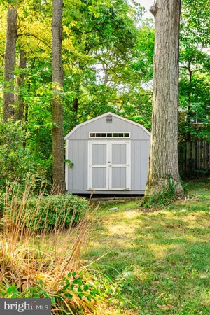 $3,850 | 8901 Beauchamp Drive, Alexandria, VA 22309