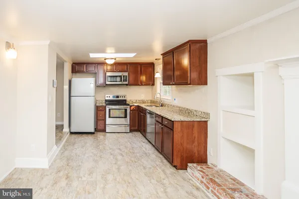 $3,850 | 8901 Beauchamp Drive, Alexandria, VA 22309