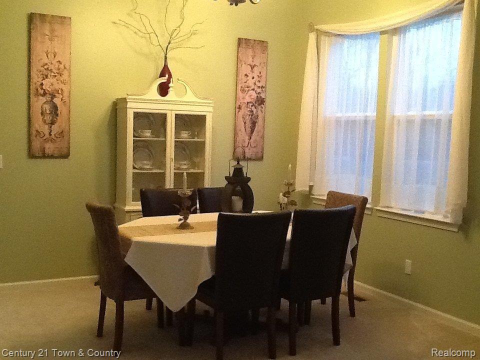 910 Deer Valley Road Holly, MI 48442 - Photo 7 of 13 dr.JPG