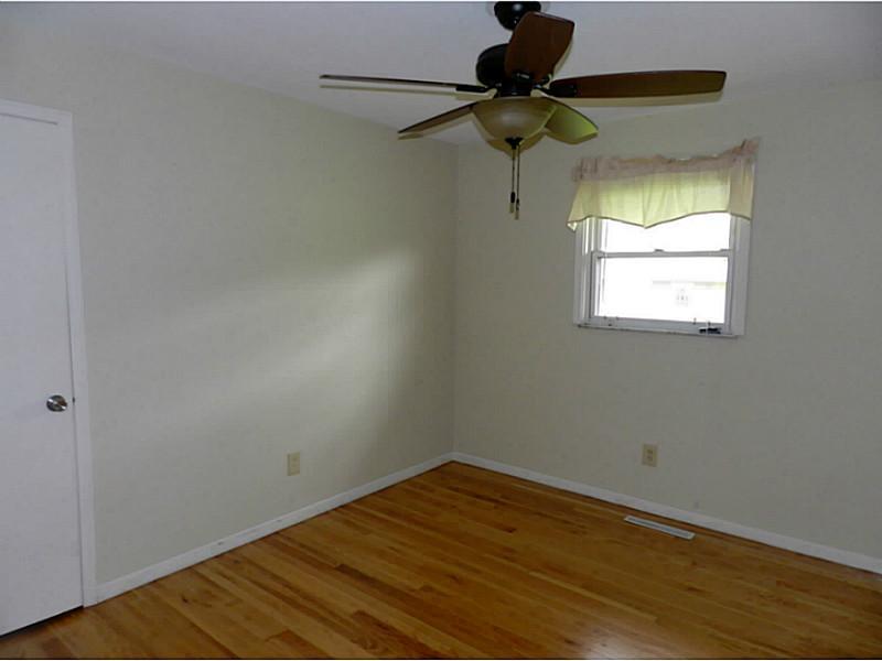 1781 Christy Road Hermitage, PA 16148 - Photo 10 of 18 Bedroom.