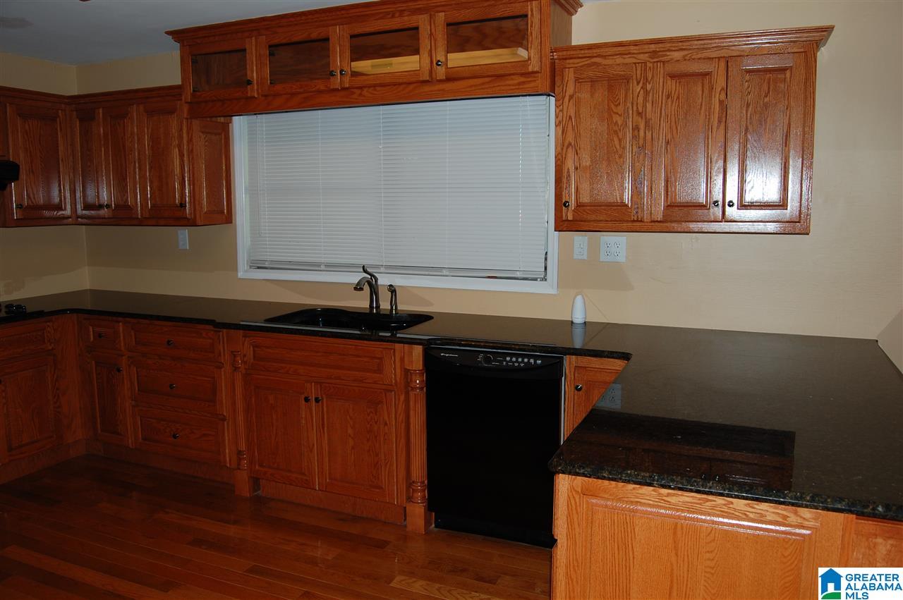 101 6th Street South Sumiton, AL 35148 - Photo 12 of 21