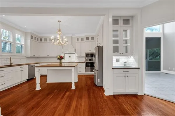 $1,599,000 | 4721-27 Prytania Street, New Orleans, LA 70115