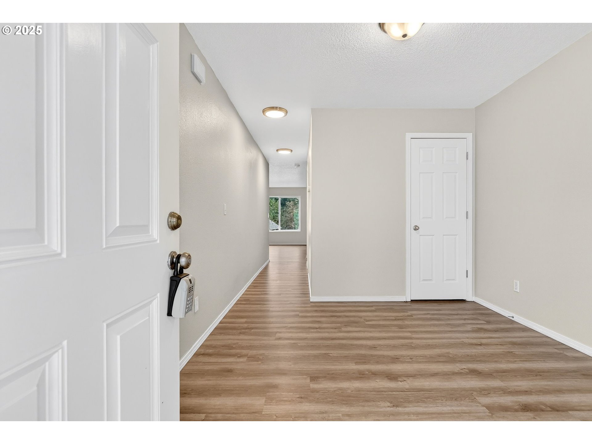 38420 Miller Street Sandy, OR 97055 - Photo 4 of 46