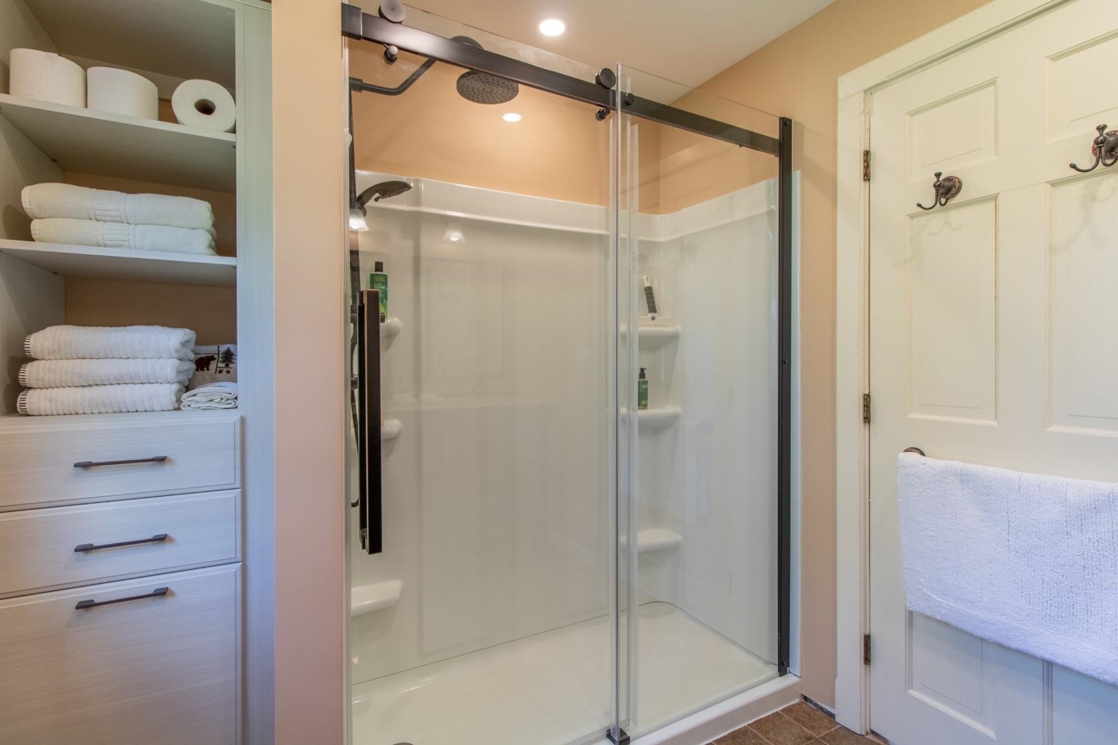 364 East Hill Road Troy, VT 05859 - Photo 16 of 40