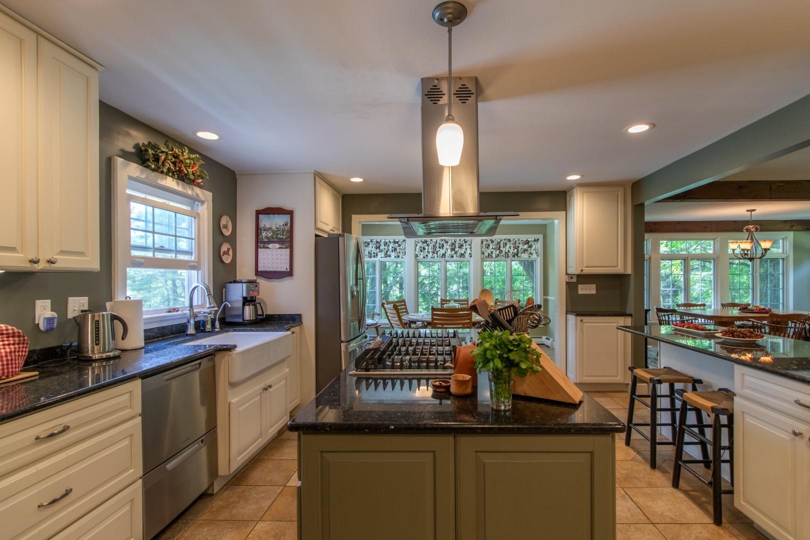 364 East Hill Road Troy, VT 05859 - Photo 7 of 40