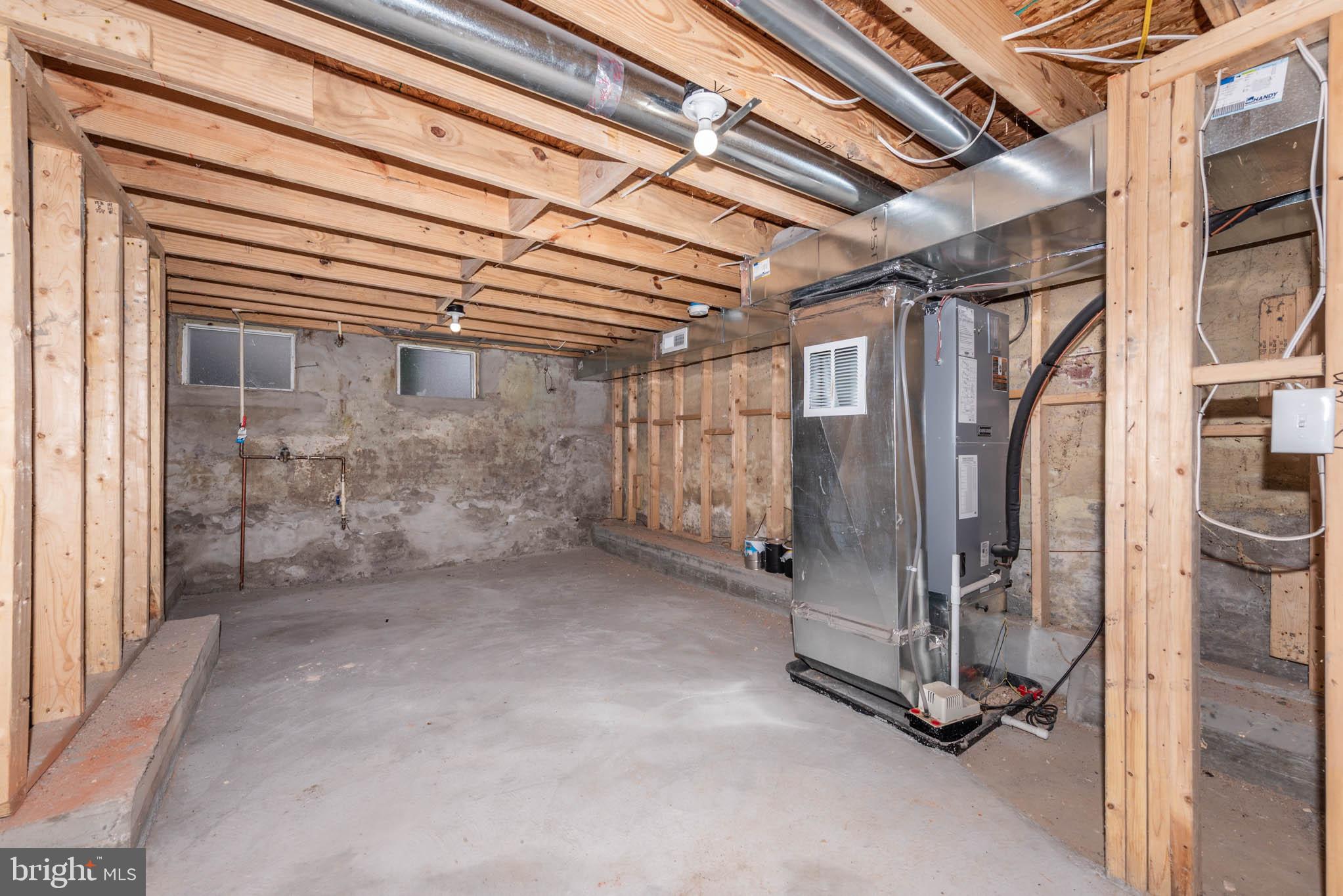 1011 North Mount Street Baltimore, MD 21217 - Photo 21 of 22