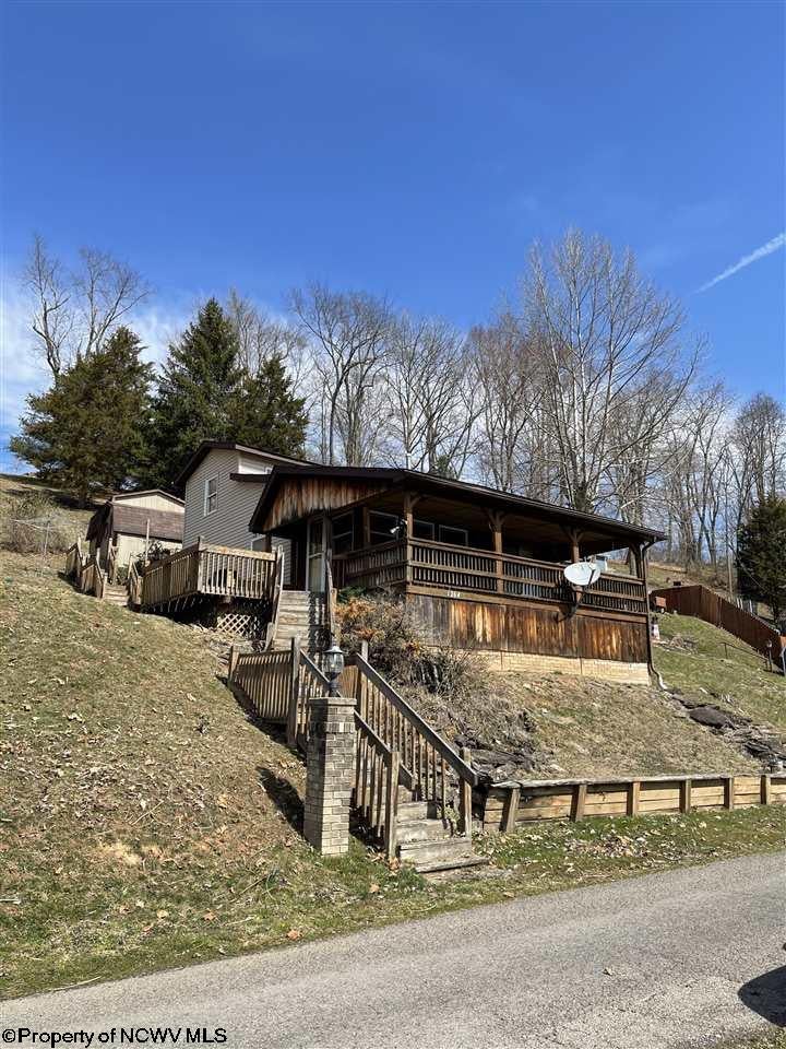 1264 Crystal Lake Road West Union, WV 26456 - Photo 1 of 27 Gallery Image 1