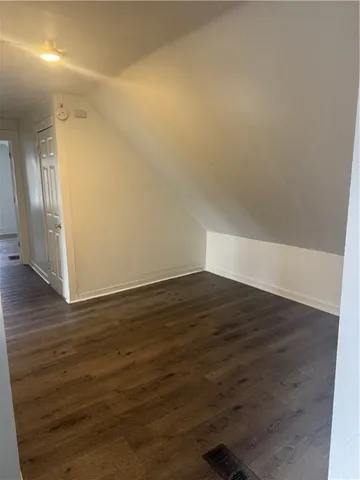 $1,000 | 304 1st Street, Rochester, NY 14605