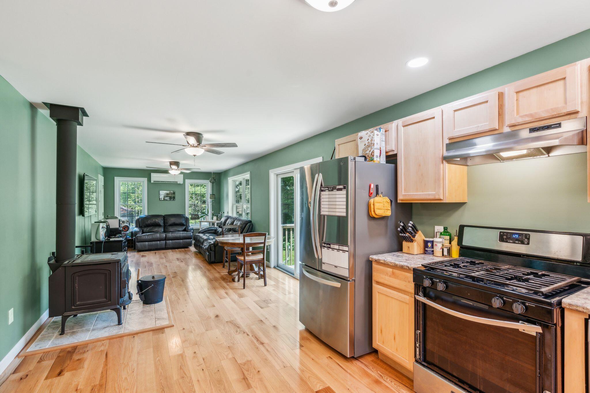 942 Pond Road Manchester, ME 04351 - Photo 5 of 32 27_DSC08377