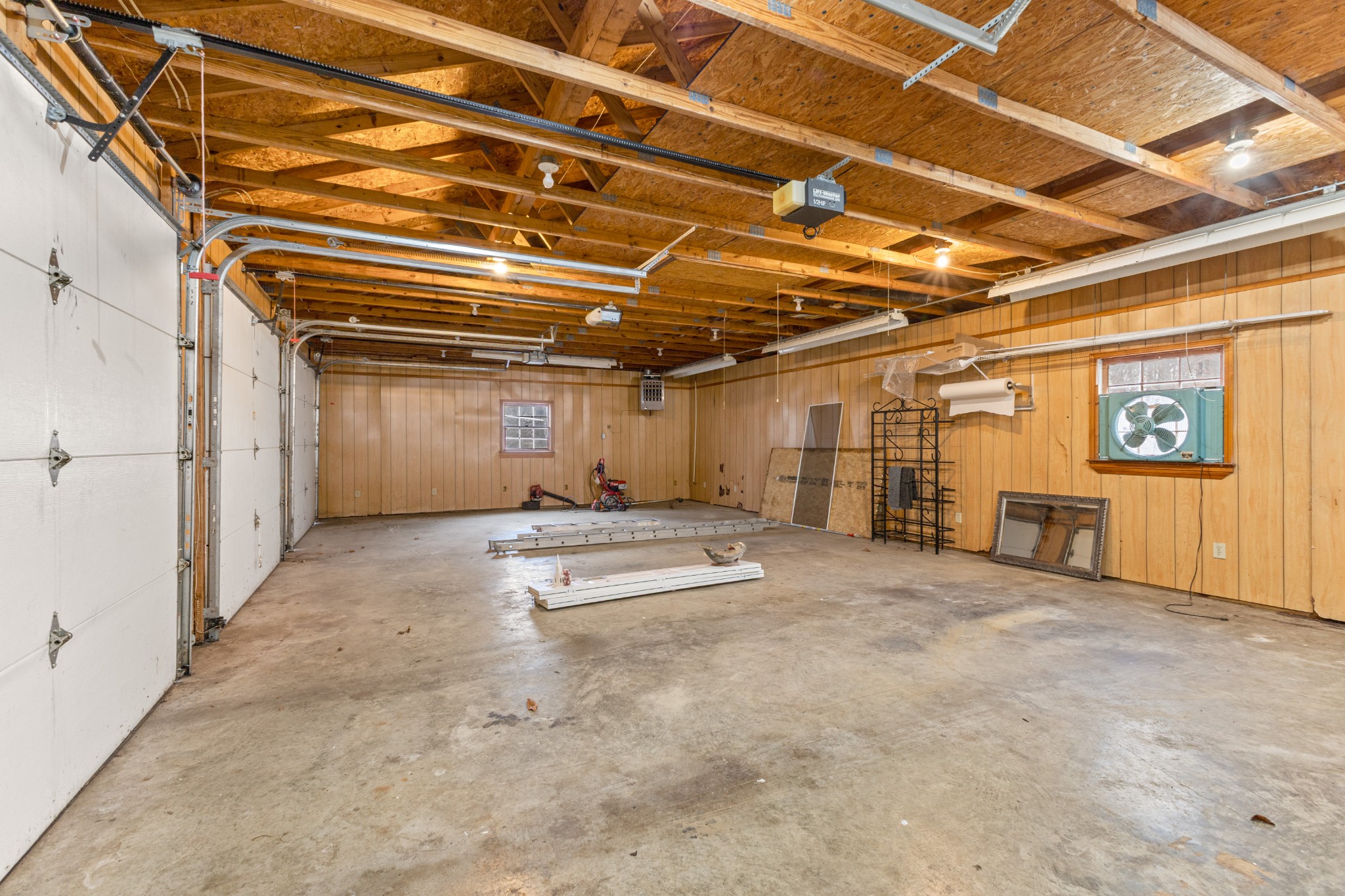 698 Houston Fielder Road Clarksville, TN 37043 - Photo 34 of 61 a view of empty room with wooden walls