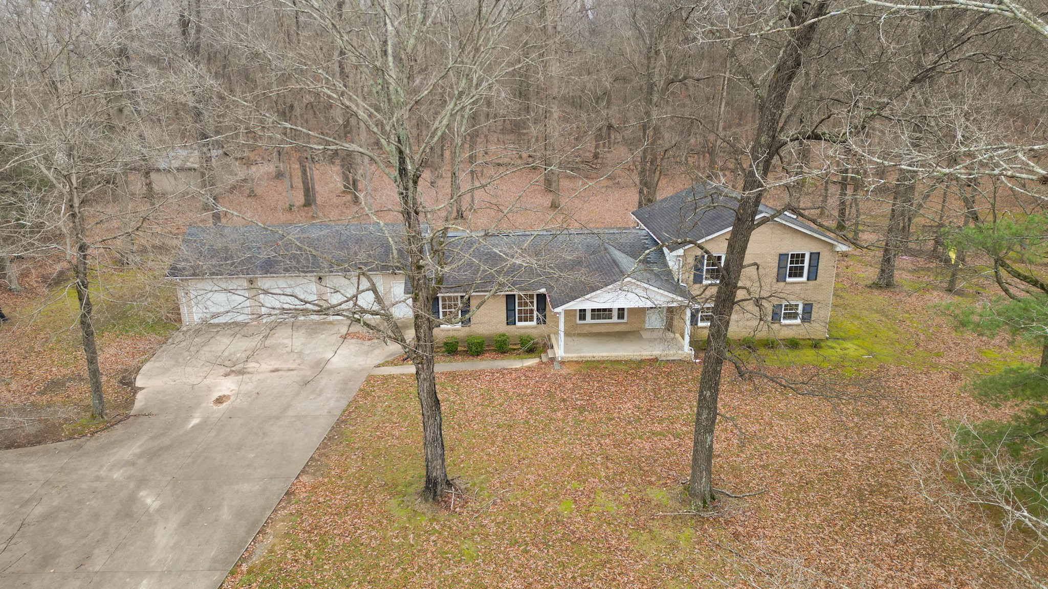 698 Houston Fielder Road Clarksville, TN 37043 - Photo 52 of 61 a view of a house with a yard
