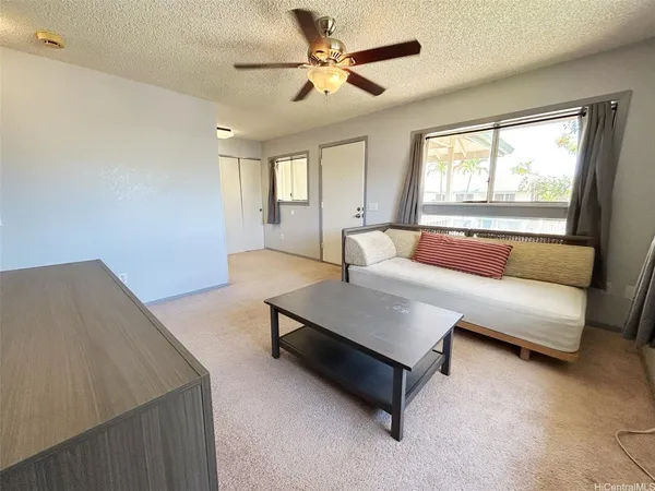 $2,000 | 91-1063 Oaniani Street, Unit 3F, Kapolei, HI 96707