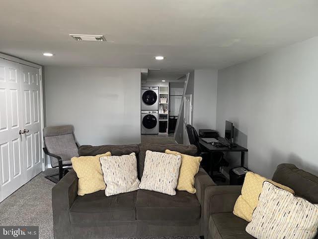10848 Perrin Road Philadelphia, PA 19154 - Photo 23 of 38 a living room with furniture