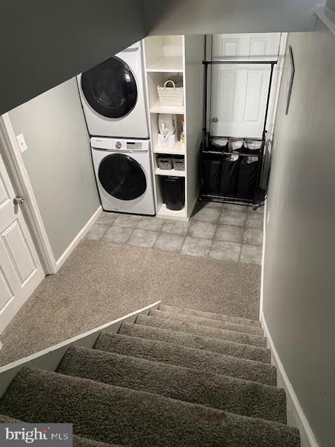 10848 Perrin Road Philadelphia, PA 19154 - Photo 27 of 38 a view of entryway with washer and dryer