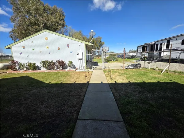 a view of a golf course