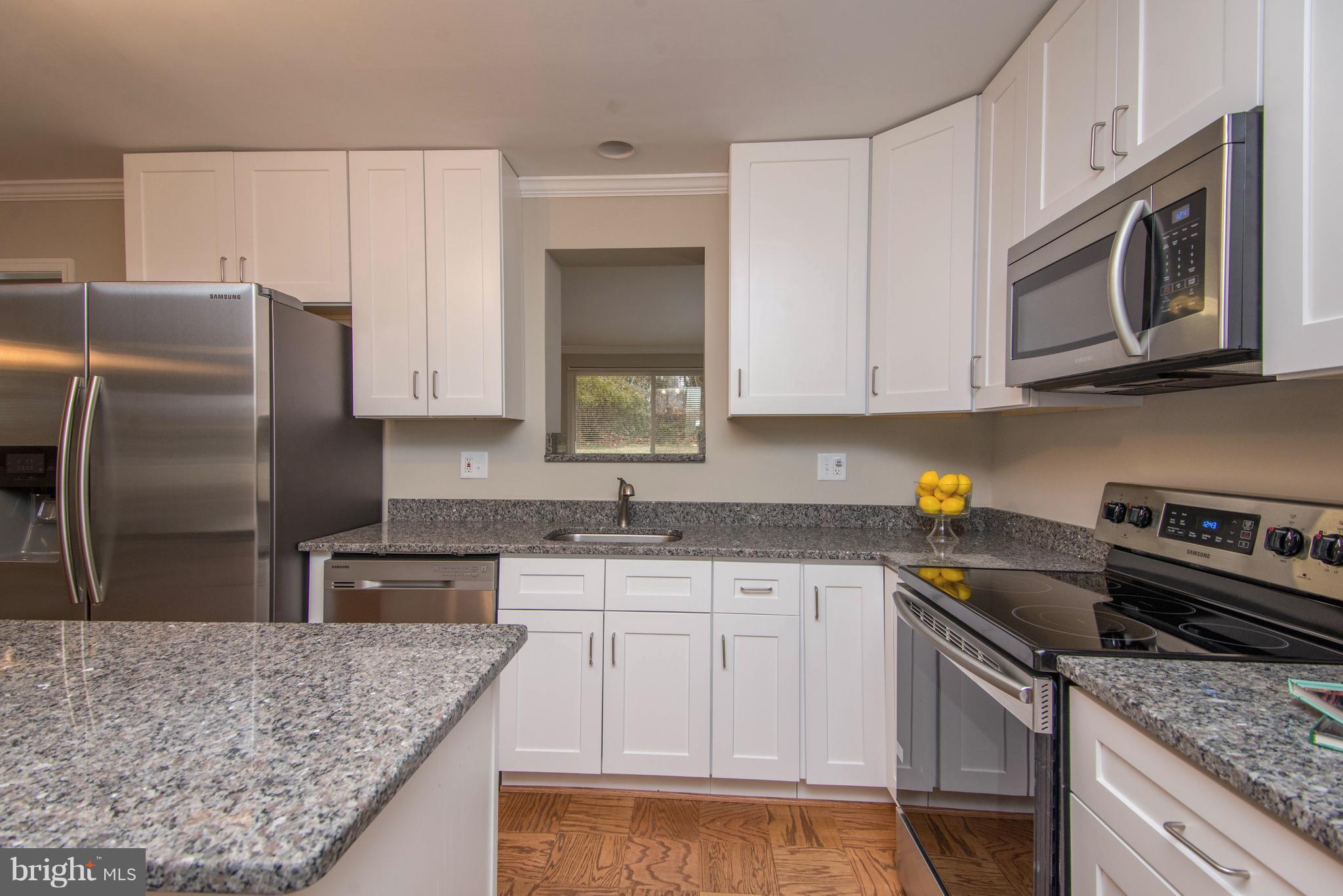 7524 Jervis Street Springfield, VA 22151 - Photo 3 of 20 Kitchen