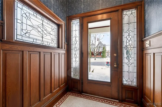 $499,900 | 34 Richmond Avenue, Buffalo, NY 14222