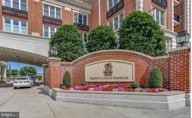 801 Key Highway, Unit T36 Baltimore, MD 21230 - Photo 1 of 17