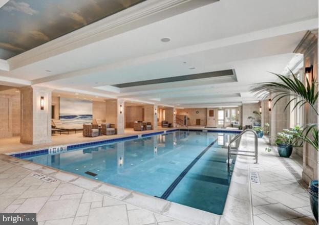 801 Key Highway, Unit T36 Baltimore, MD 21230 - Photo 4 of 17 Pool