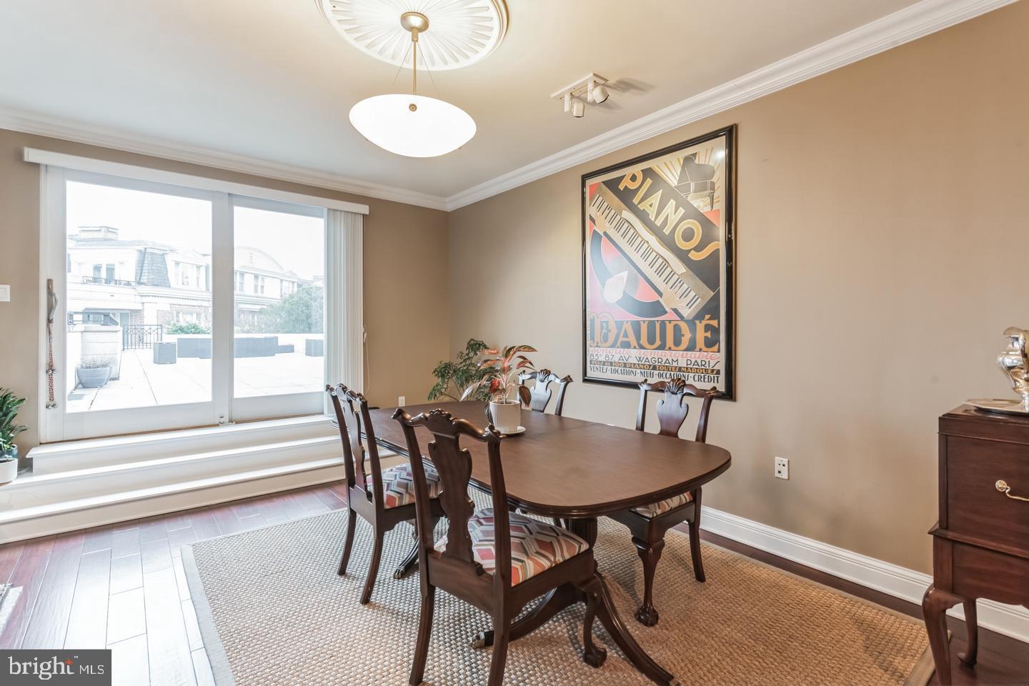 801 Key Highway, Unit T36 Baltimore, MD 21230 - Photo 8 of 17 Dining Room