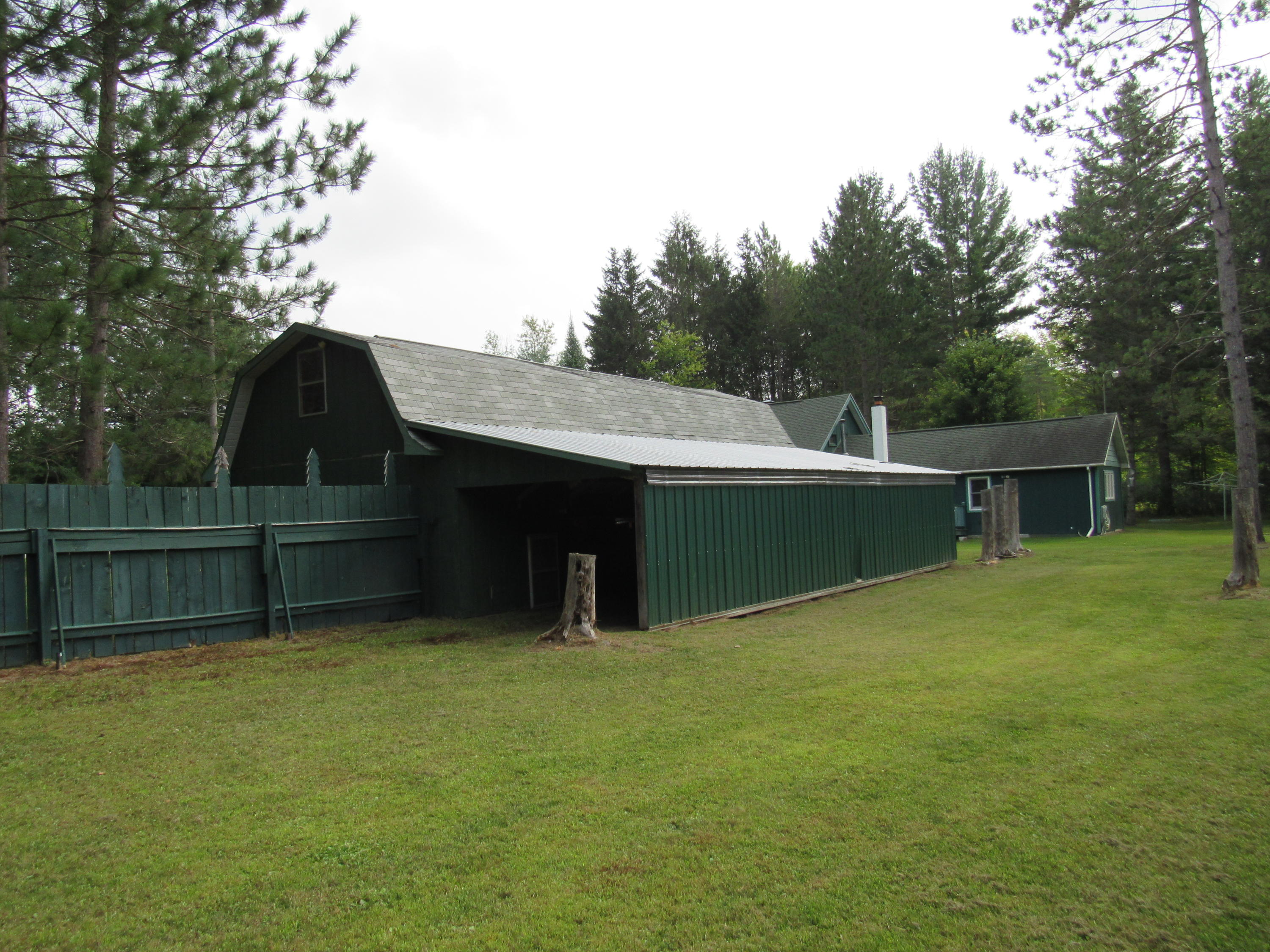 406 East Fowler Road Harrisville, MI 48740 - Photo 4 of 32 Gallery Image 4
