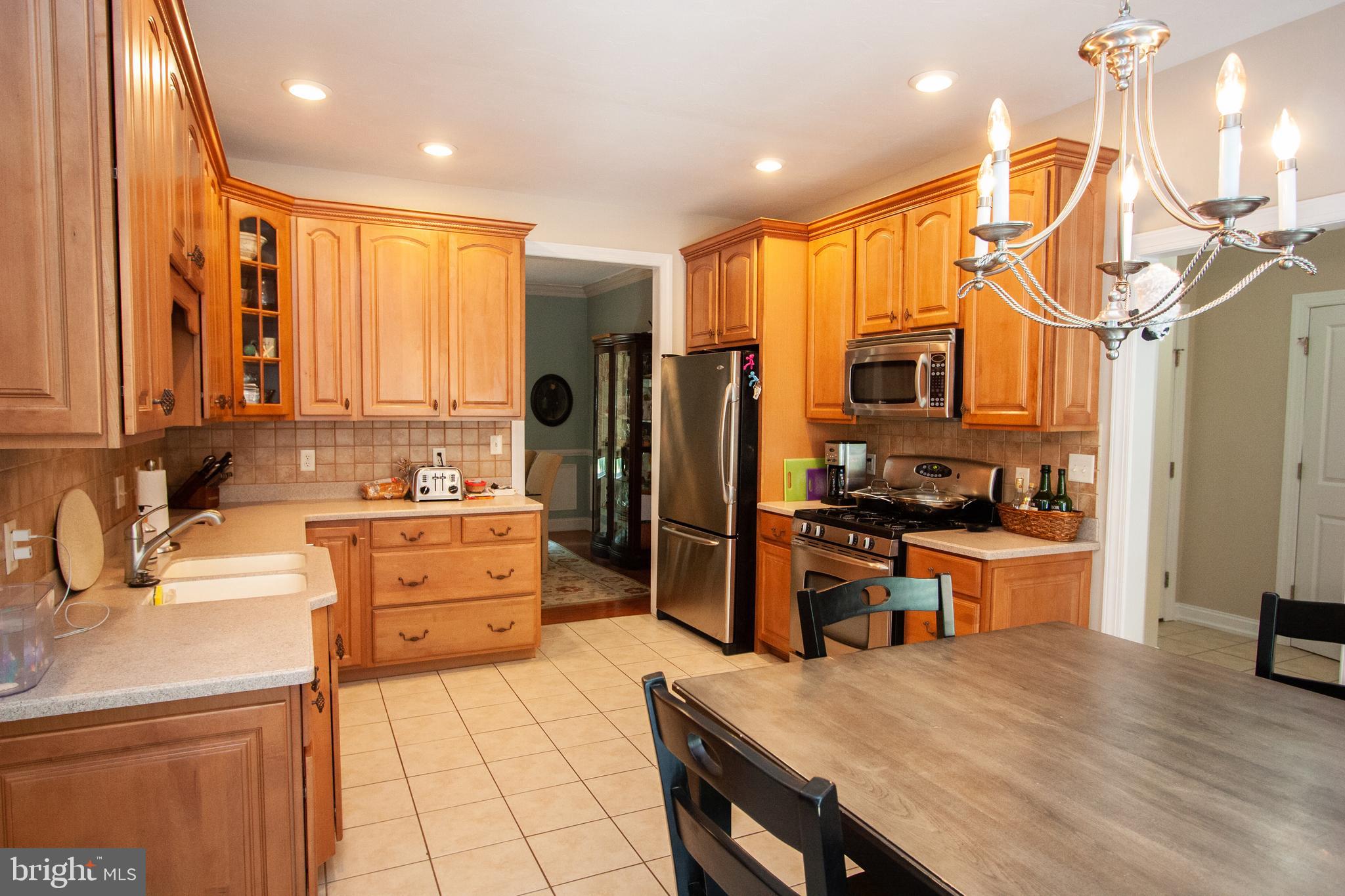 195 Highland Road York, PA 17403 - Photo 9 of 26 Gallery Image 9