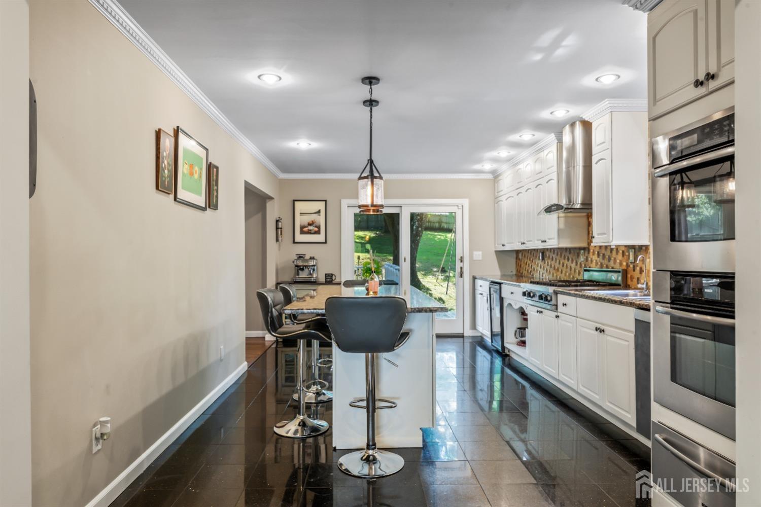 26 Agate Road East Brunswick, NJ 08816 - Photo 11 of 43 Gallery Image 11