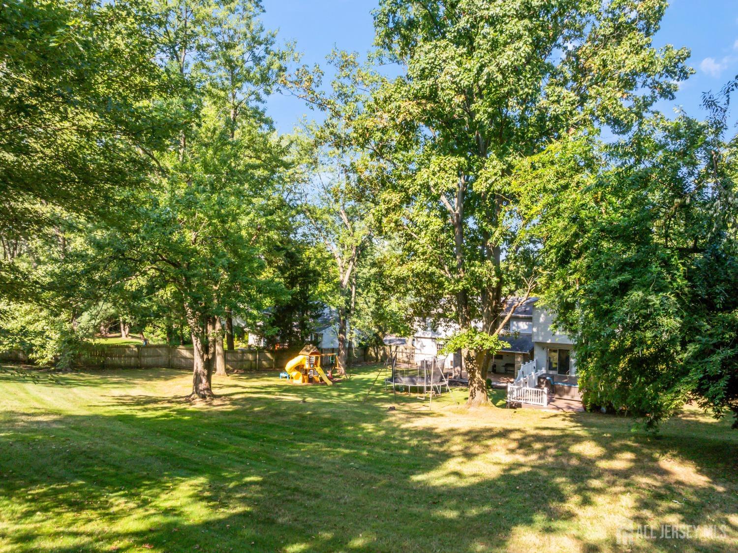 26 Agate Road East Brunswick, NJ 08816 - Photo 36 of 43 Gallery Image 36