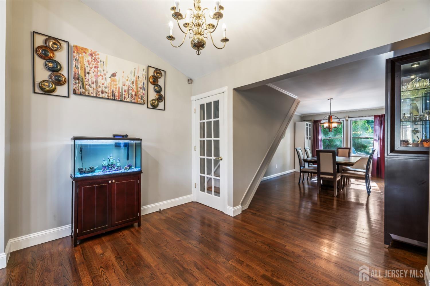 26 Agate Road East Brunswick, NJ 08816 - Photo 8 of 43 Gallery Image 8