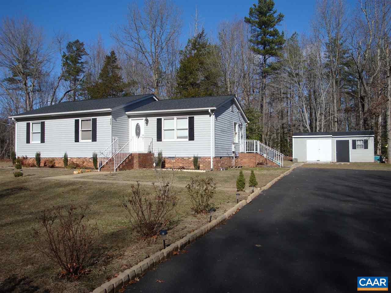 6320 Community House Road Columbia, VA 23038 - Photo 1 of 13