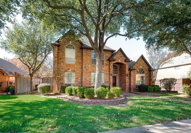 $699,900 | 7705 Case Drive, Plano, TX 75025
