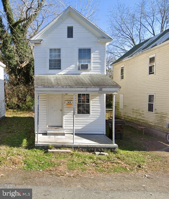 818 Center Street Cambridge, MD 21613 - Photo 1 of 11