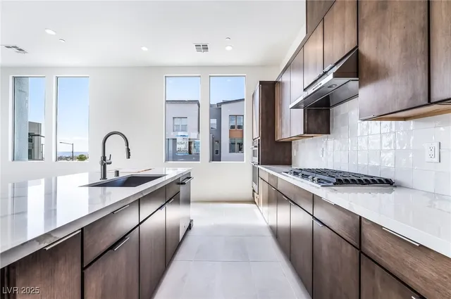 $800,000 | 11522 Hillrise Avenue, Las Vegas, NV 89138