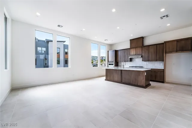 $800,000 | 11522 Hillrise Avenue, Las Vegas, NV 89138