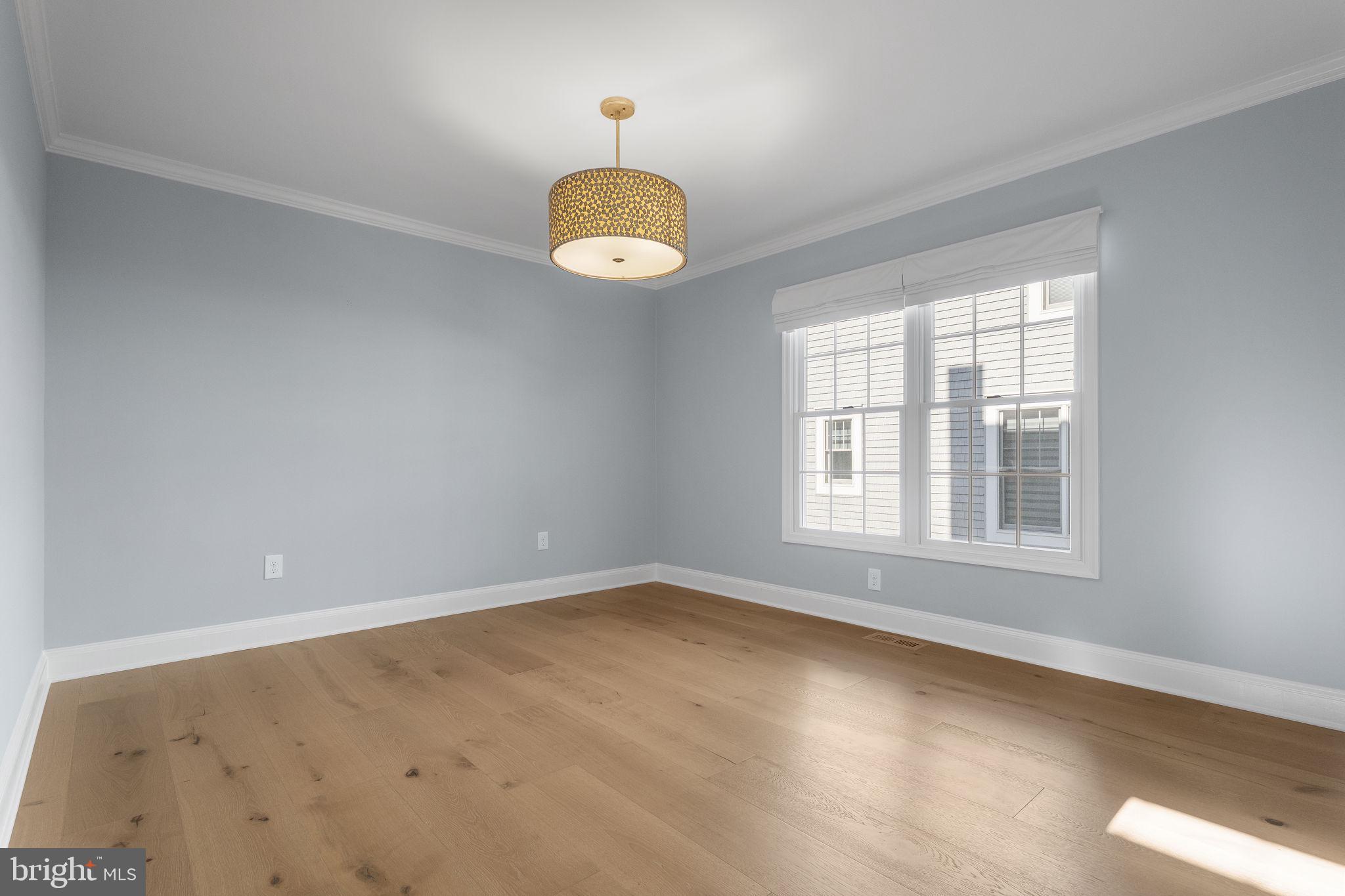 975 Phillips Drive Arnold, MD 21012 - Photo 16 of 93 an empty room with a window