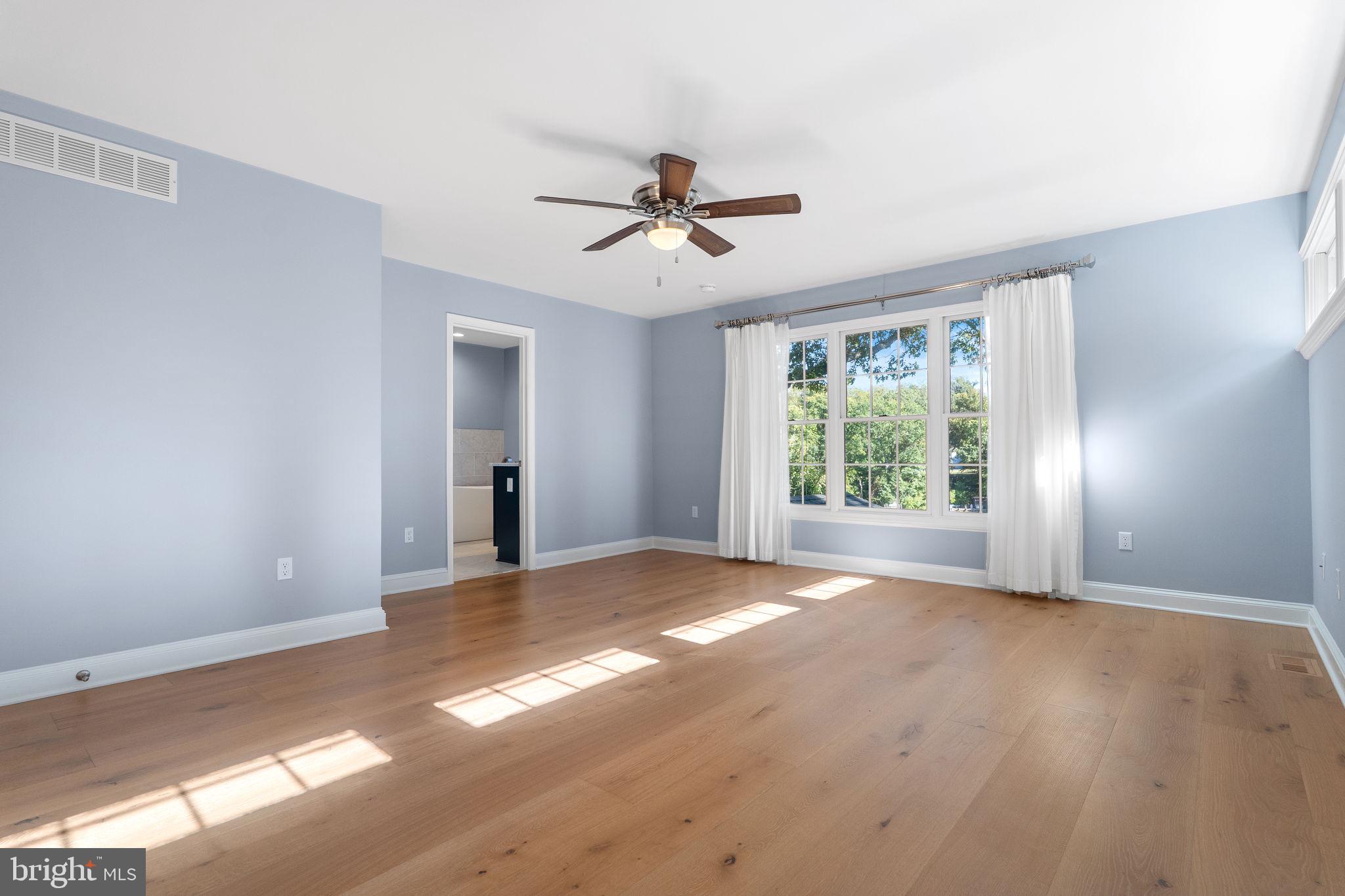 975 Phillips Drive Arnold, MD 21012 - Photo 37 of 93 3rd level primary suite with panoramic water views