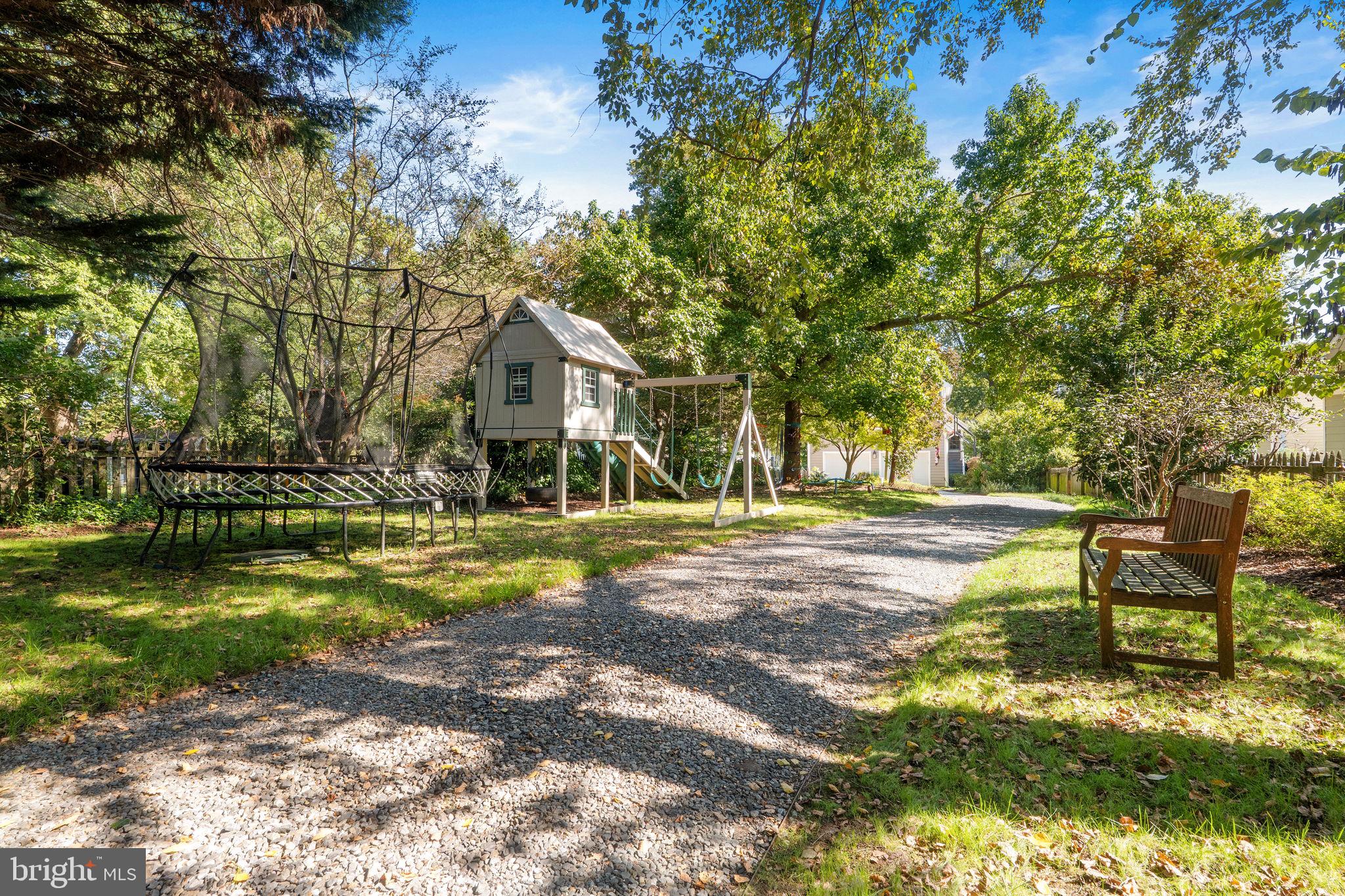 975 Phillips Drive Arnold, MD 21012 - Photo 55 of 93 a front view of a house with a yard
