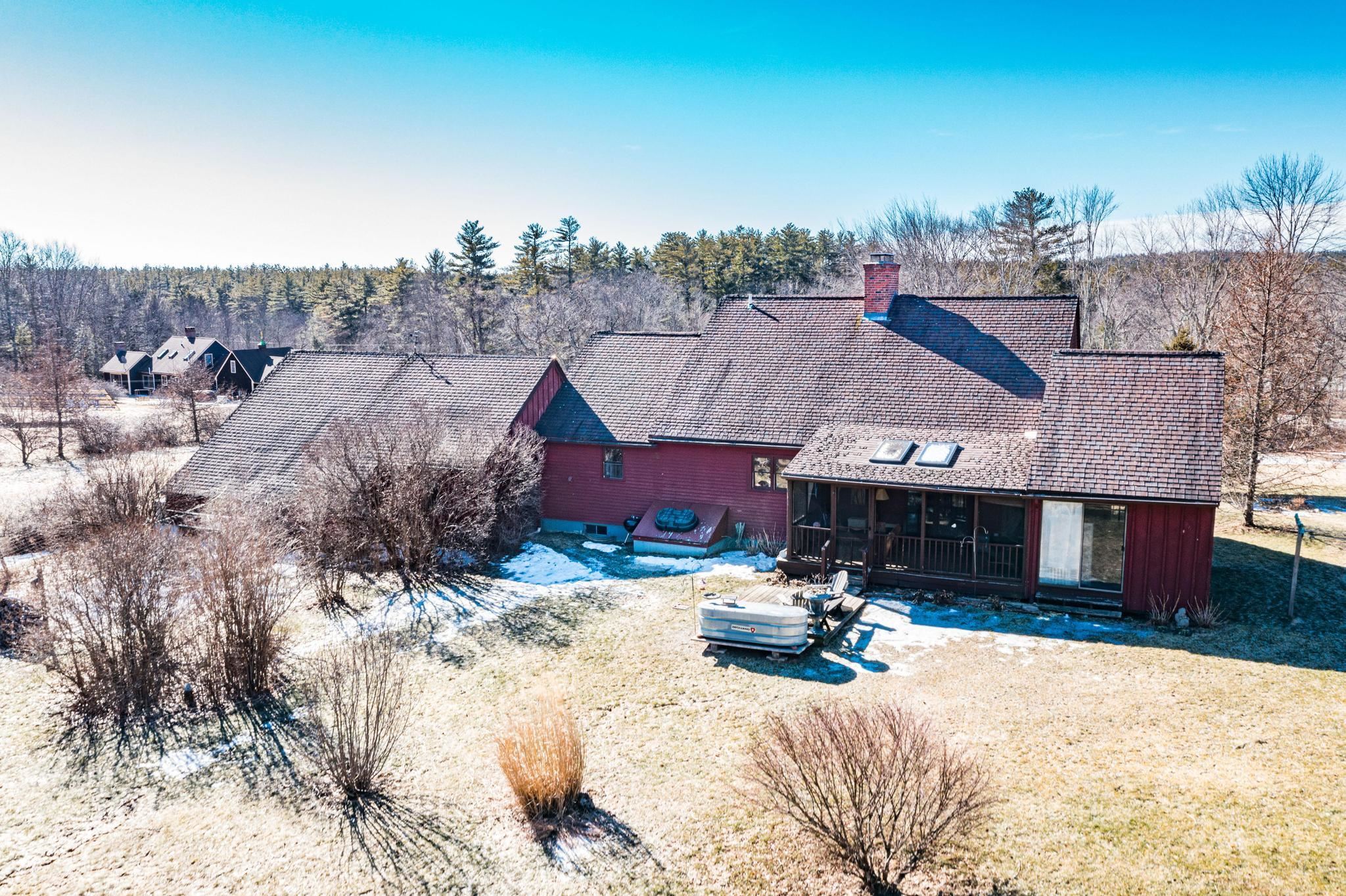 307 Stage Road Nottingham, NH 03290 - Photo 27 of 40