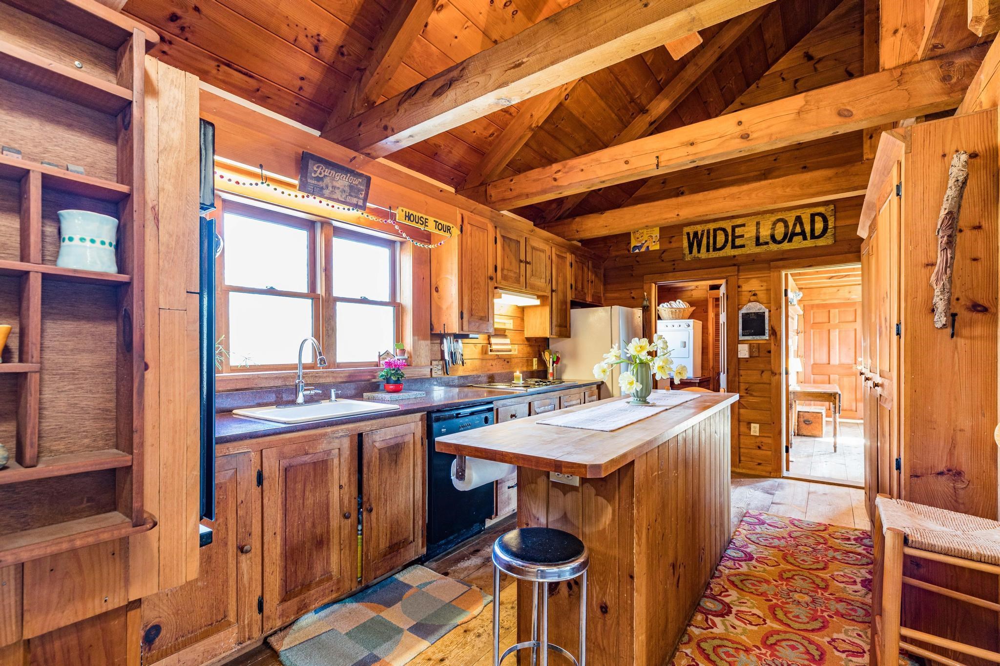 307 Stage Road Nottingham, NH 03290 - Photo 3 of 40