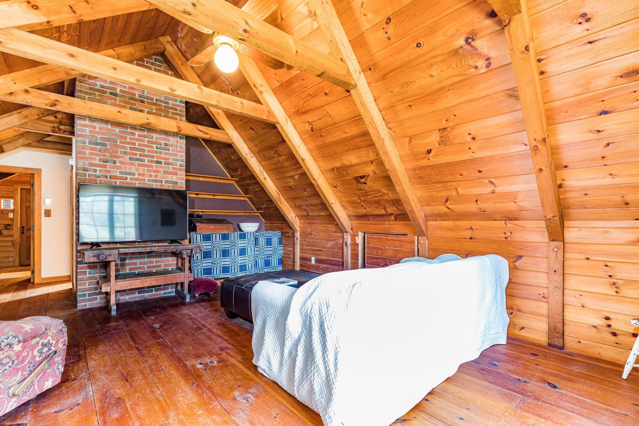 307 Stage Road Nottingham, NH 03290 - Photo 10 of 40
