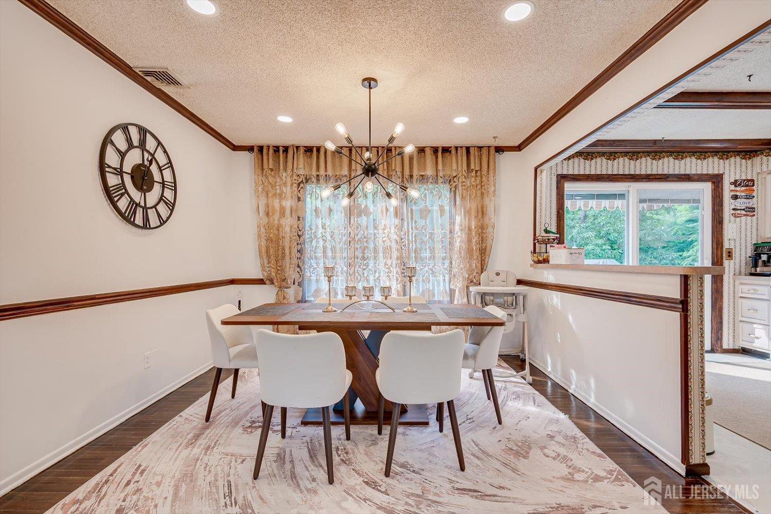 40 Winding Road Iselin, NJ 08830 - Photo 25 of 34