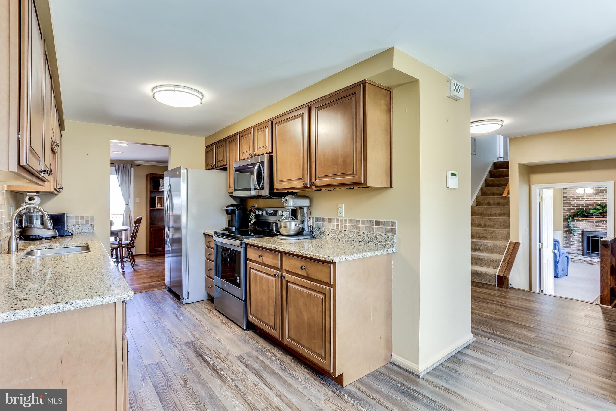 9508 Sweet Grass Ridge Columbia, MD 21046 - Photo 12 of 35 Kitchen
